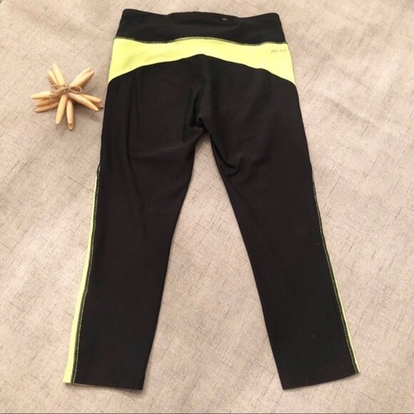 Nike Crop Leggings Black Yellow Yoga Pant Small - Picture 4 of 6